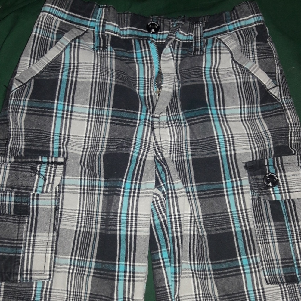 Rocawear plaid shorts!